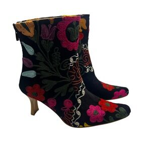 Zeyzani SuzaniEmbroidered Floral Ankle Boots Women's 38 Boho Folk Art Wood Heel